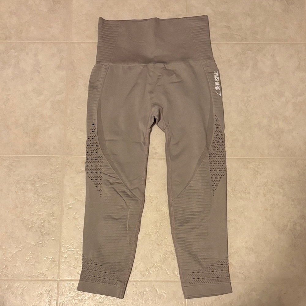 Gymshark Womens Seamless High-Waist Leggings inTaupe/Greige